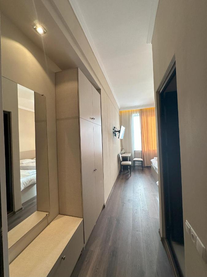 فندق Bina N28 كوتايسي المظهر الخارجي الصورة